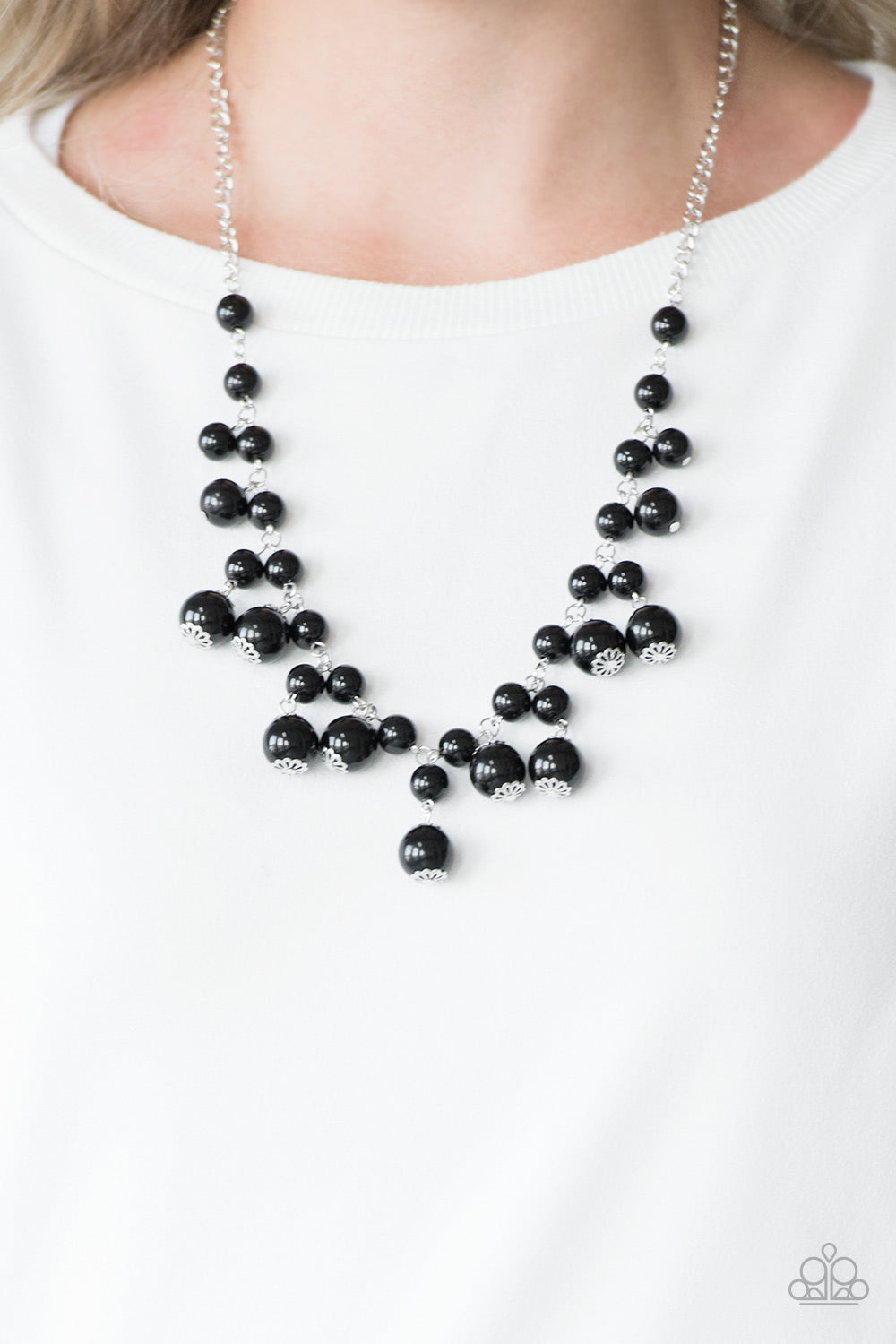 silver, silver jewelry, black, black jewelry, affordable jewelry, paparazzi accessories, everyday jewelry, prom jewelry,