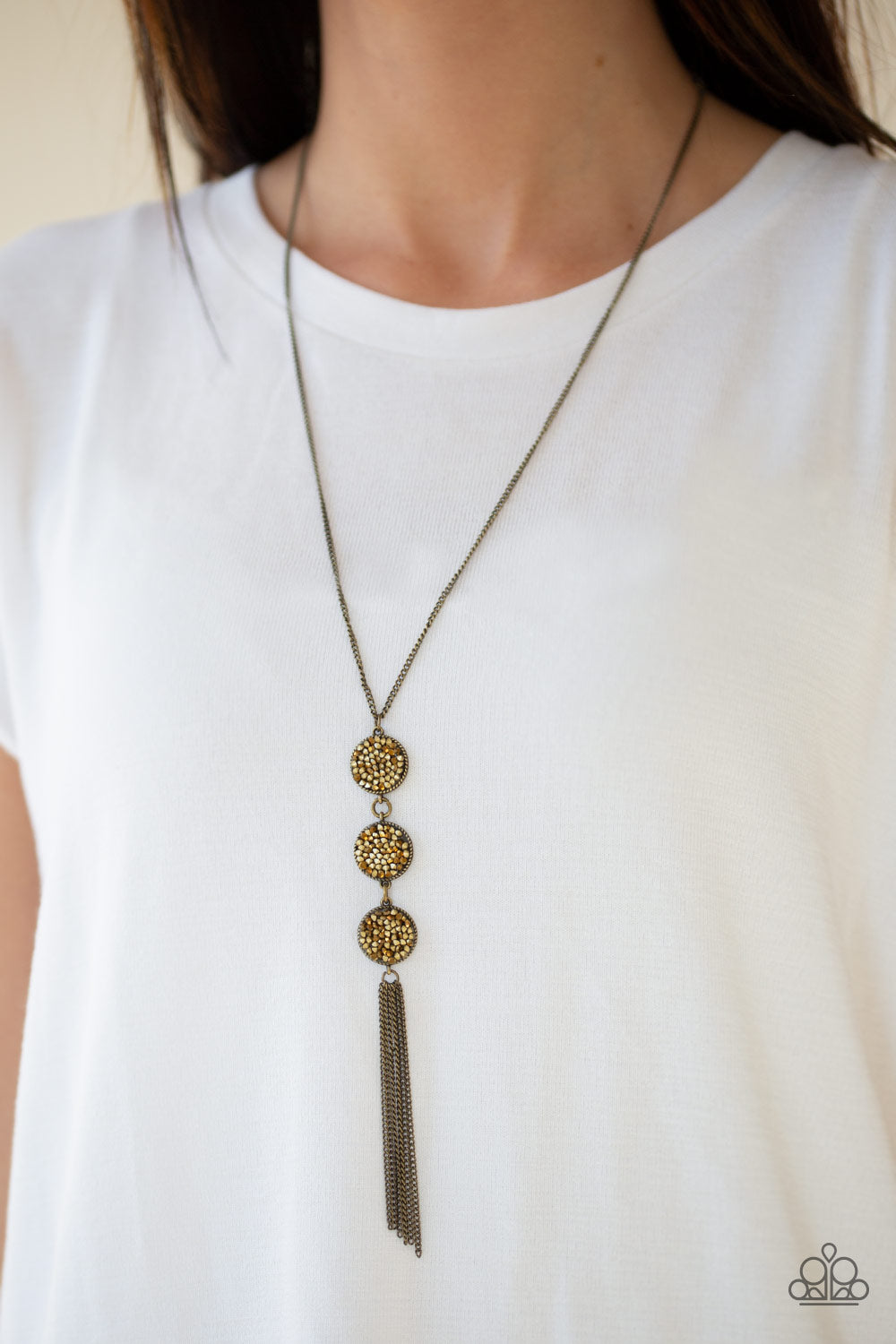 brass, brass jewelry, necklace, long necklace, fall jewelry, affordable jewelry, affordable holiday gift, everyday jewelry, trending jewelry, viral jewelry, paparazzi accessories, casual jewelry, prom jewelry, wedding jewelry, jewelry stores, jewelry stores near me,