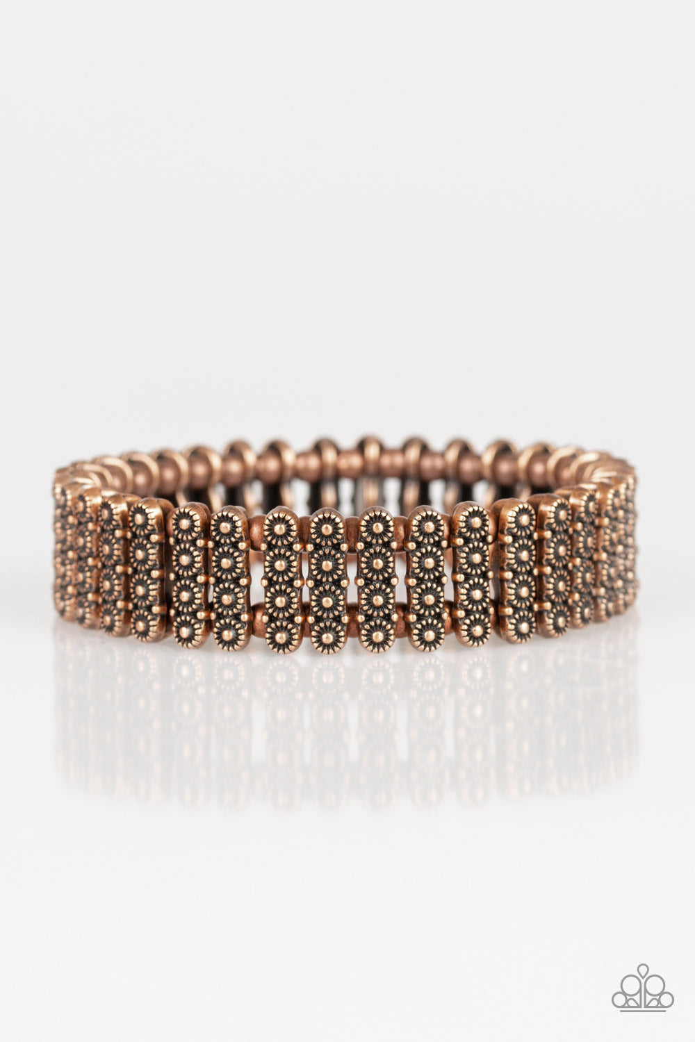 copper, copper jewelry, bracelet, stretchy bracelet, everyday jewelry, affordable jewelry, paparazzi accessories, fashion forward, trending jewelry, jewelry stores near me