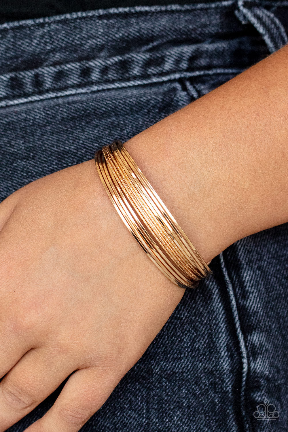 gold, gold jewelry, bracelet, cuff, affordable jewelry, affrodable holiday gift, everyday jewelry, paparazzi accessories, jewelry stores, jewelry stores near me, casual jewelry, office jewelry, viral jewelry, trending jewelry, tax free jewelry, urban, urban jewelry,