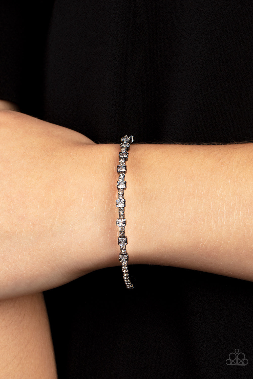 gunmetal, gunmetal jewelry, white, rhinestone, bracelet, dainty, cuff, coil, jewelry stores, affordable jewelry, affordable holiday gift, everyday jewelry stores near me, dainty jewelry, paparazzi accessoires,