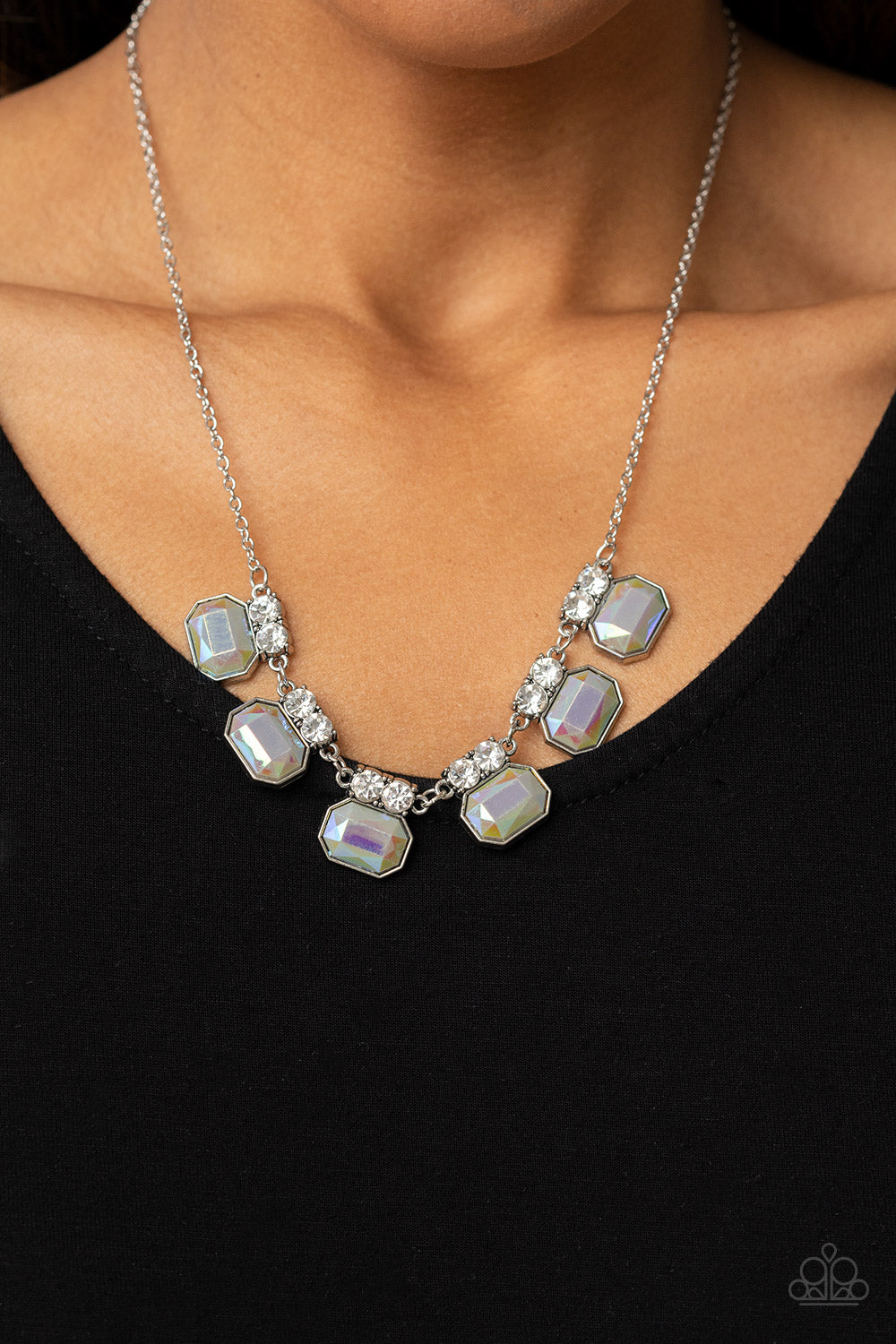 silver, iridescent, silver jewelry, necklace, statement necklace, oil spill, trending jewelry, prom night jewelry, affordable jewelry, paparazzi accessories, iridescent