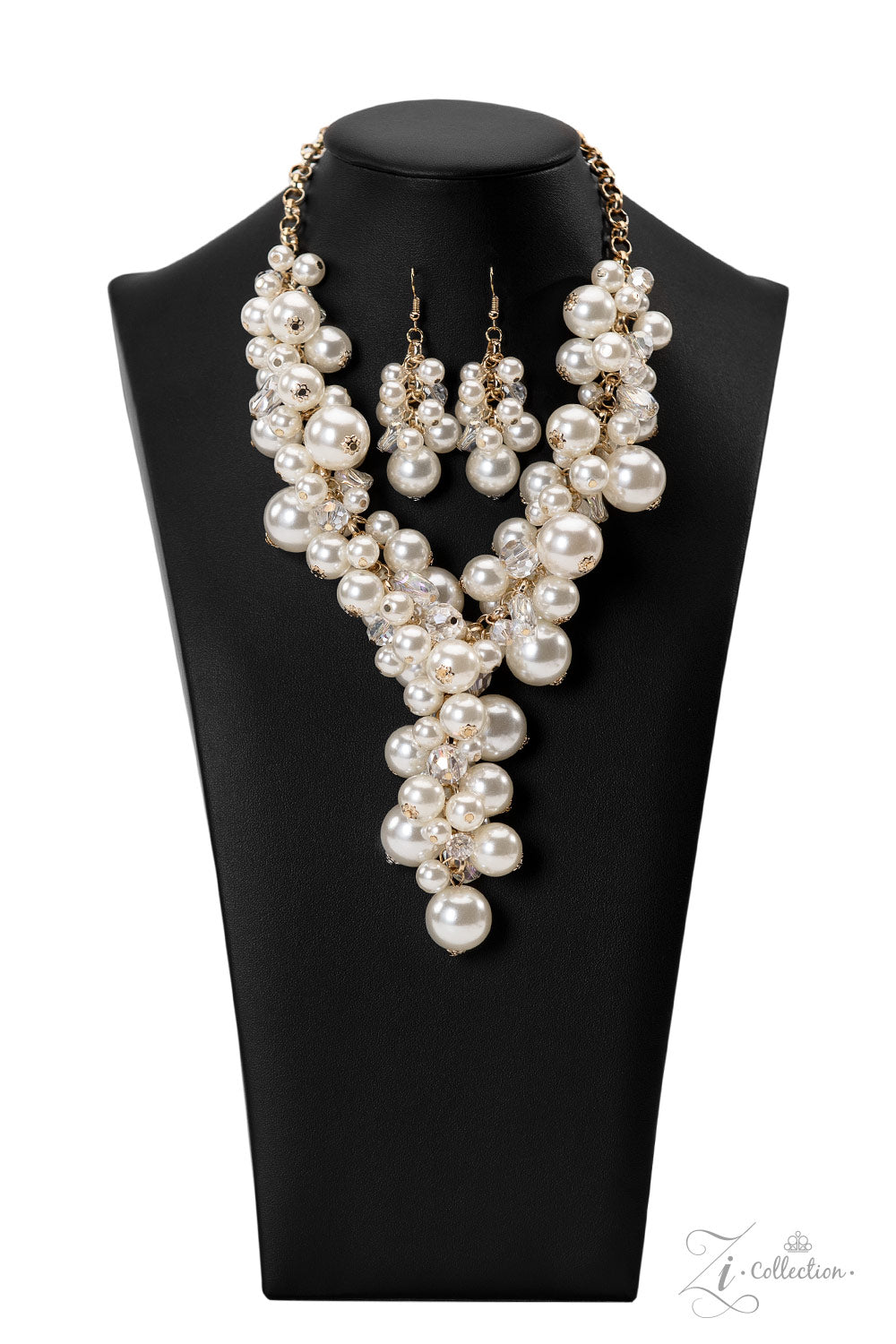 gold, gold jewelry, necklace, medium necklace, pearl, pearl jewelry, affordable jewelry, affordable holiday gift, everyday jewelry, paparazzi accessories, jewelry stores, jewelry stores near me, wedding jewelry, trending jewelry, viral jewelry, jewelry stores, jewelry stores near me,