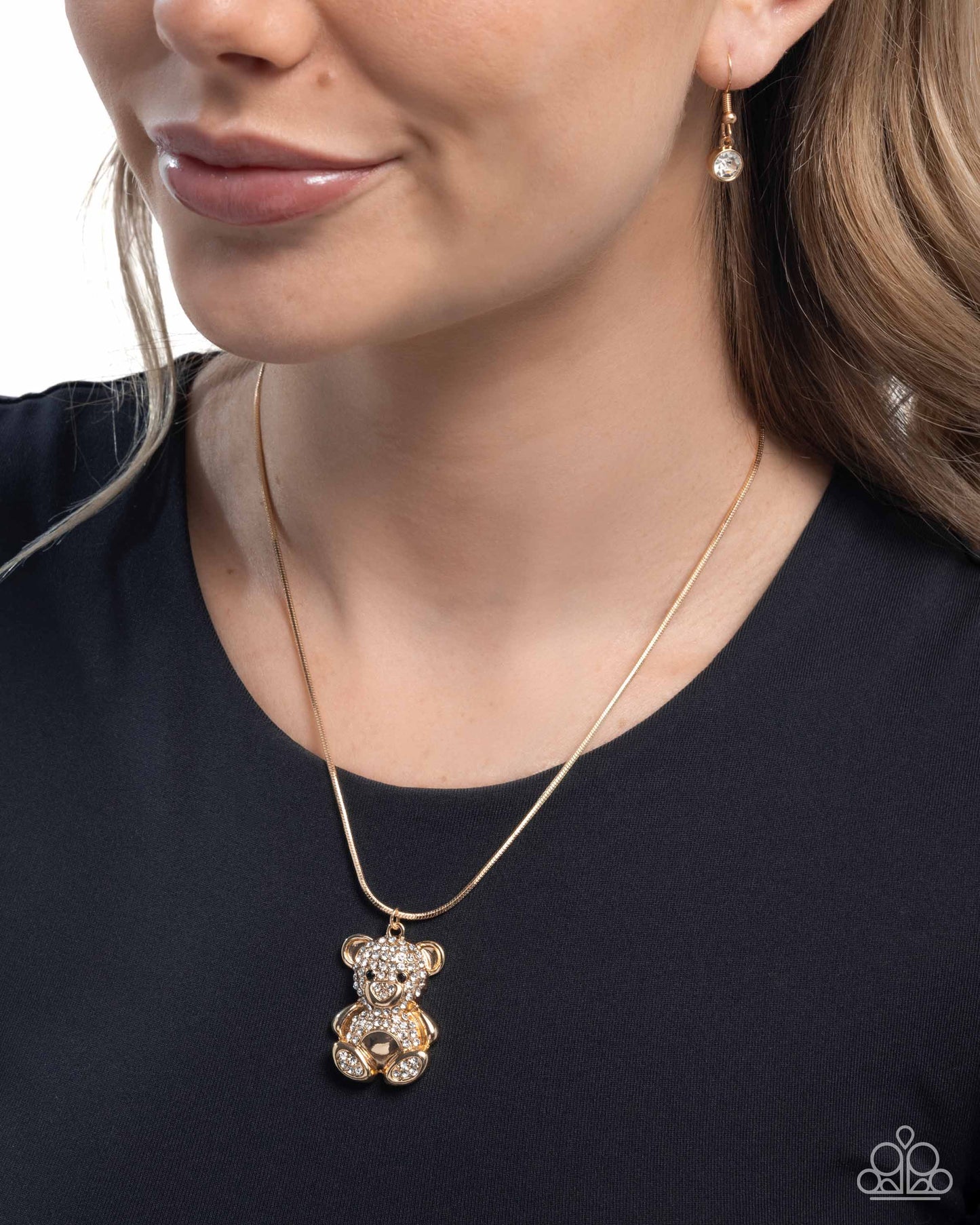 Cuddly Chic - Gold PRESALE