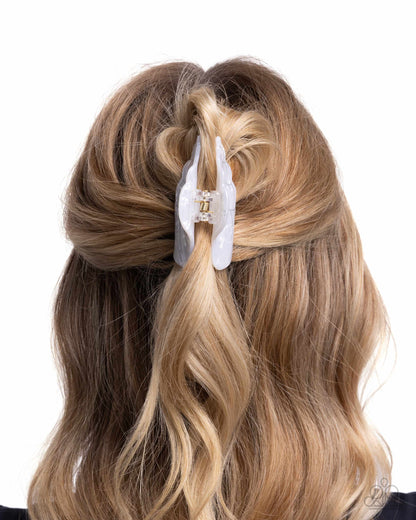 Conch Chic - White PRESALE