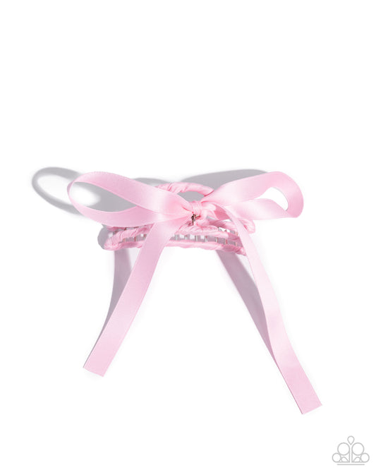 Harmonious Hairstylist - Pink