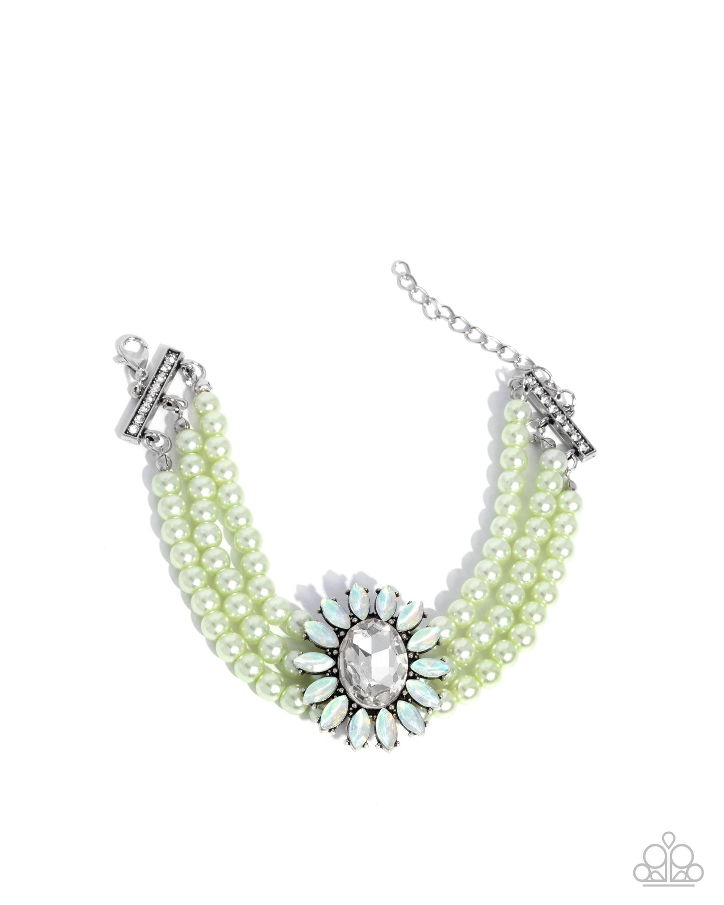 Conscious Chic - Green PRESALE