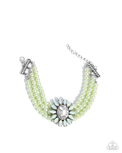 Conscious Chic - Green PRESALE