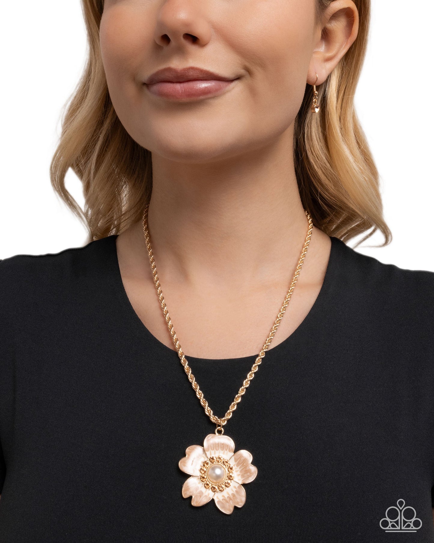 Perennial Pendant - Brown PRESALE