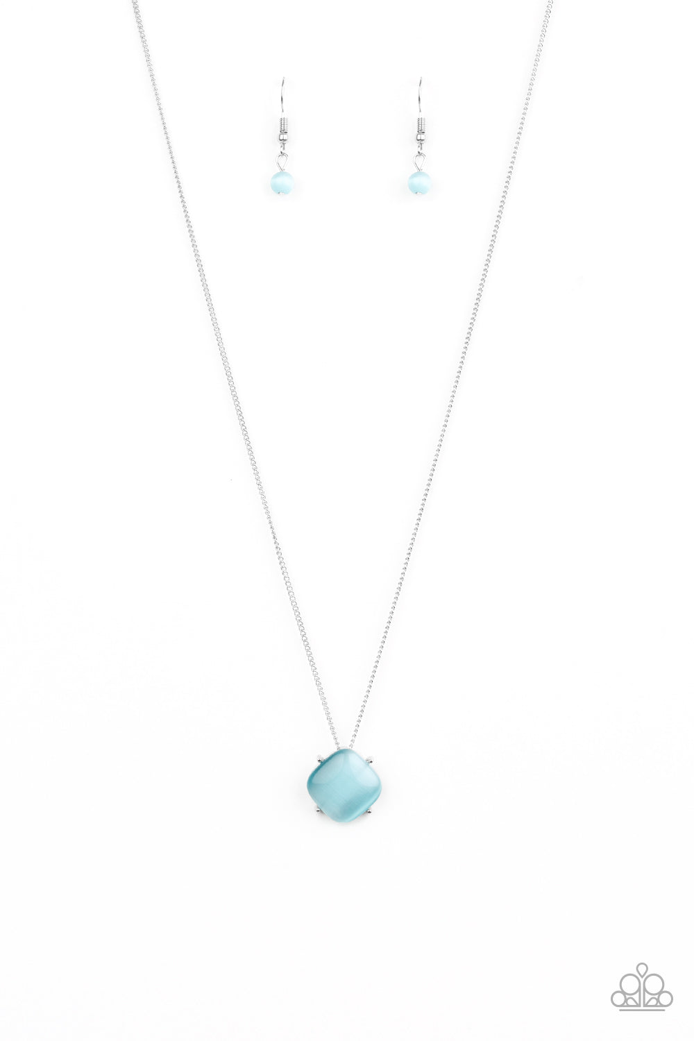 blue, blue jewelry, silver, silver jewelry, necklace, medium necklace, dainty, affordable holiday jewelry, affordable jewerly, everyday jewelry, moon stone jewelry, bohemian jewelry, paparazzi accessories, jewelry stores, jewelry stores near me, 