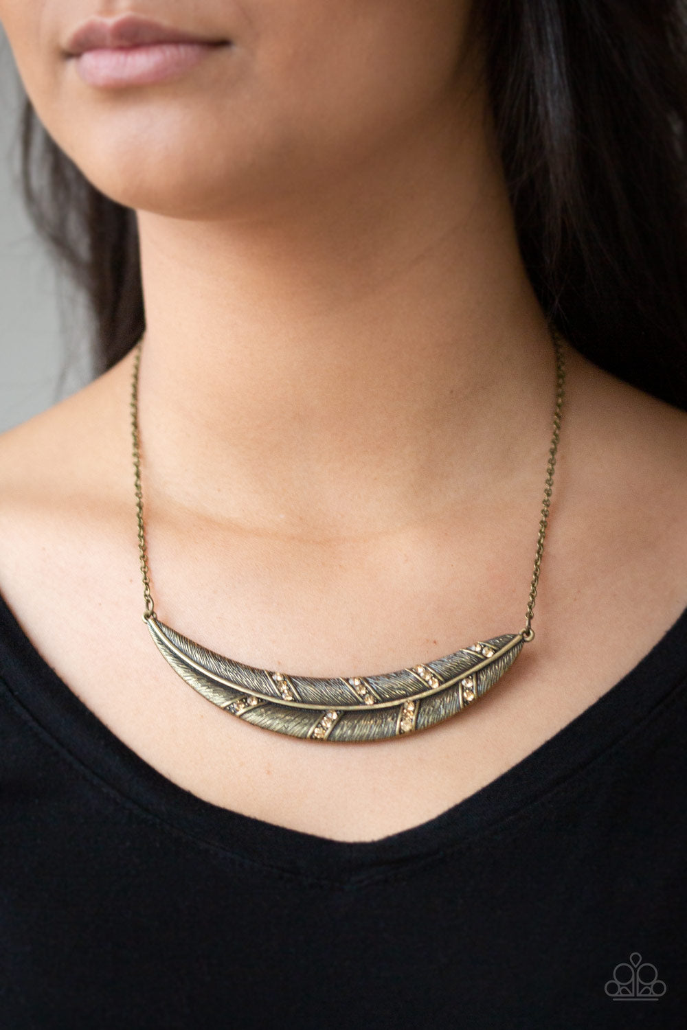 brass, brass jewelry, necklace, medium necklace,feather, feather jewelry, casual jewelry, trending jewelry, affordable jewelry, affordable holiday gift, everyday jewelry, prom jewelry, trending jewelry, wedding jewelry, boho jewelry, 