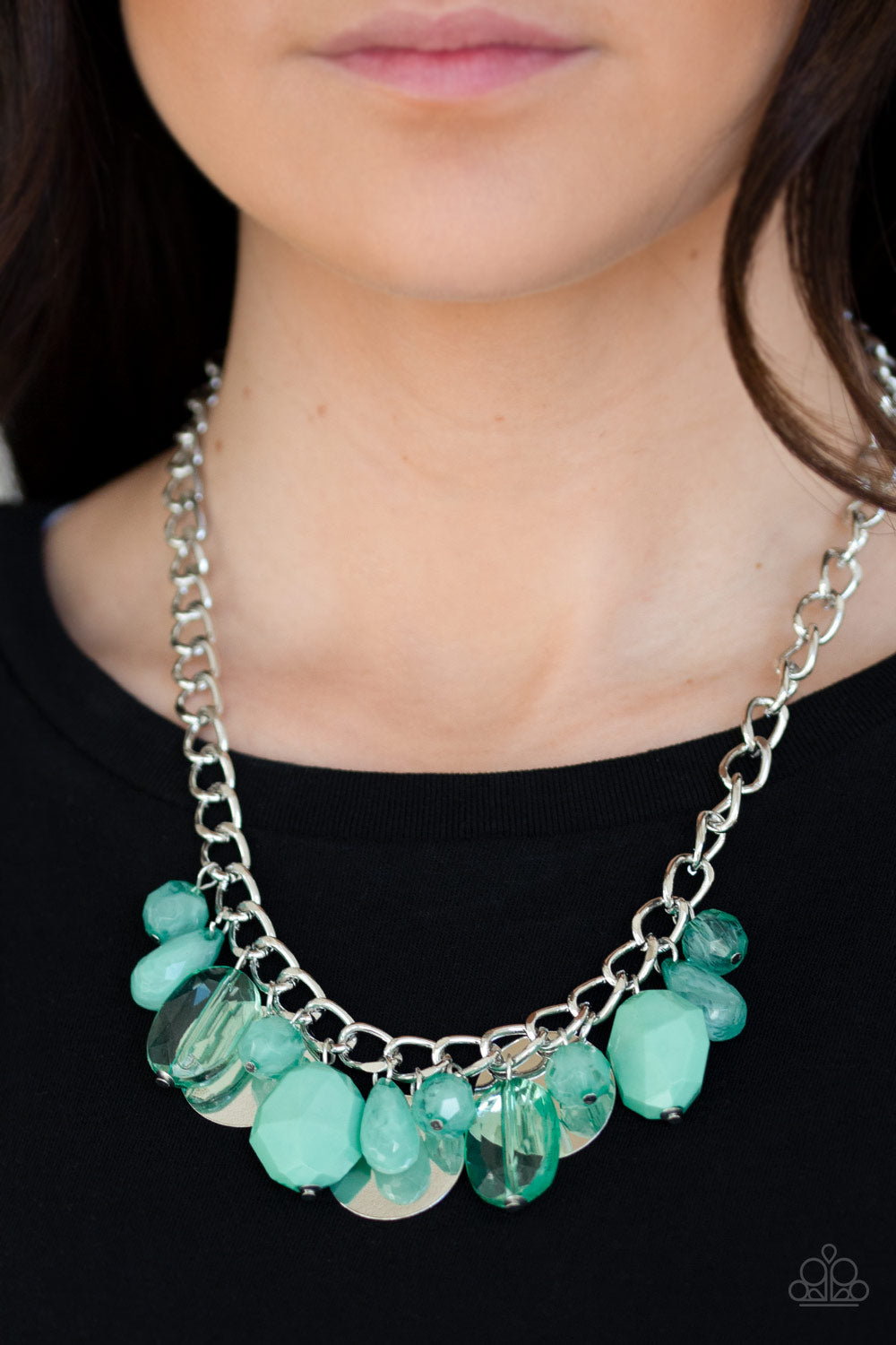 silver, silver jewelry, necklace, medium necklace, beaded, green, green jewelry, st patricks day jewelry, affordable jewelry, affordable holiday gift, everyday jewelry, viral jewelry, casual jewelry, trending jewelry, jewelry stores, jewelry stores near me, 