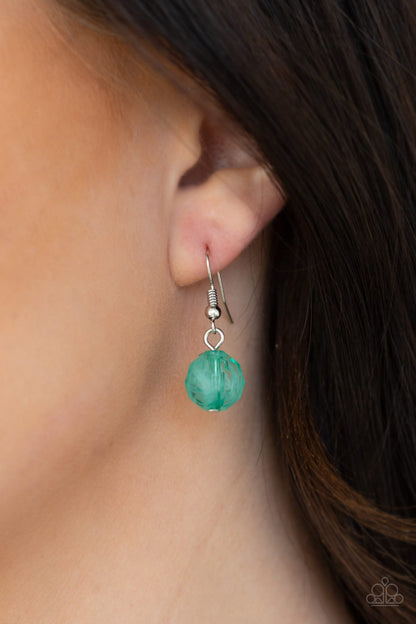 silver, silver jewelry, necklace, medium necklace, beaded, green, green jewelry, st patricks day jewelry, affordable jewelry, affordable holiday gift, everyday jewelry, viral jewelry, casual jewelry, trending jewelry, jewelry stores, jewelry stores near me, 