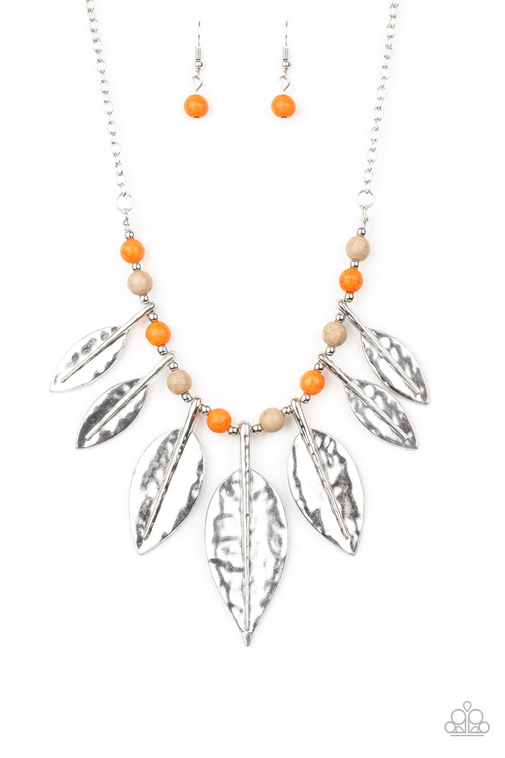 silver, silver jewelry, necklace, medium necklace, affordable jewelry, affordable holiday gift, everyday jewelry, fall jewelry, paparazzi accessories, jewelry stores, jewelry stores near me, feather, leaf jewelry, leaf, 