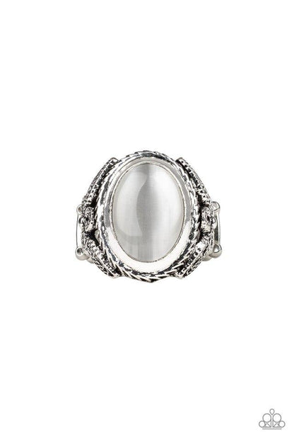 Deep Freeze- White - Paparazzi Accessories