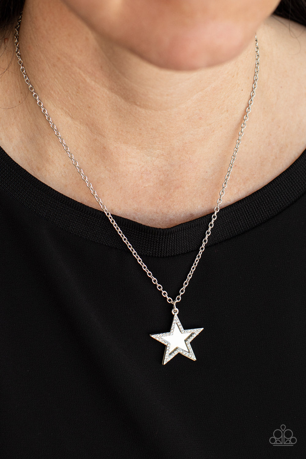silver, silver jewelry, necklace, medium necklace, star, star jewelry, affordable jewelry, paparazzi accessories, everyday jewelry, fourth of july jewelry, holiday jewelry, affordable gift, 