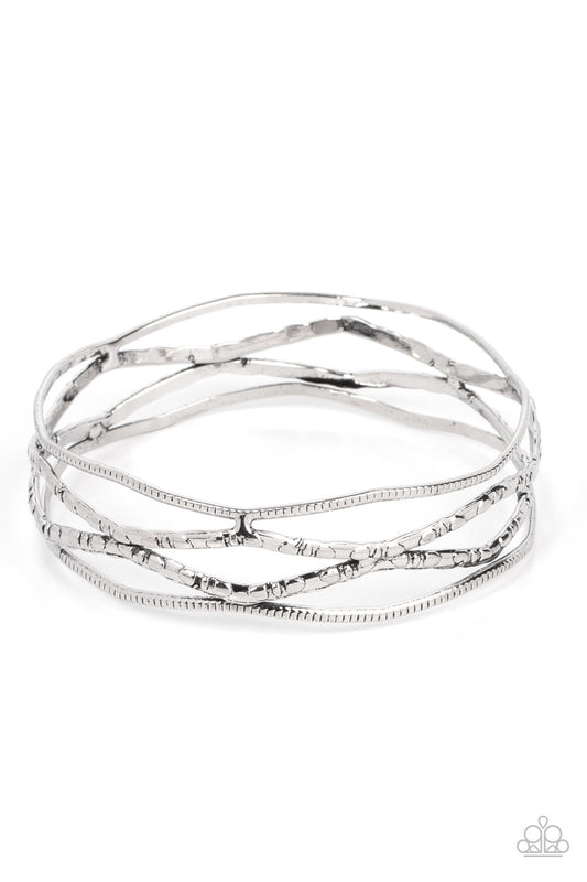 silver, silver jewelry, bracelet, bangle, bangles, everyday jewelry, affordable jewelry, affordable holiday gift, everyday jewelry, paparazzi accessories, jewelry stores, jewelry stores near me, casual jewelry, trending jewelry, 