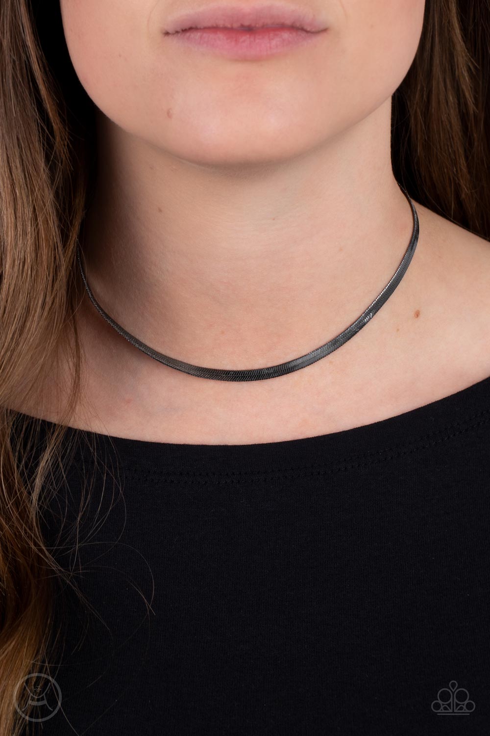 gunmetal, gunmetal jewelry, necklace, medium necklace, haringbone jewelry, choker necklace, affordable jewelry, affordable holiday gift, everyday jewelry, casual jewelry, trending jewelry, viral jewelry, paparazzi accessories, goth jewelry, jewelry stores near me, jewelry stores, 