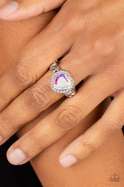 silver, silver jewelry, ring, heart, heart jewelry, affordable jewelry, affordable holiday gift, everyday jewelry, trending jewelry, viral jewelry, paparazzi accessories, casual jewelry,prom jewelry, wedding jewelry, viral jewelry, jewelry stores, jewelry stores near me, 