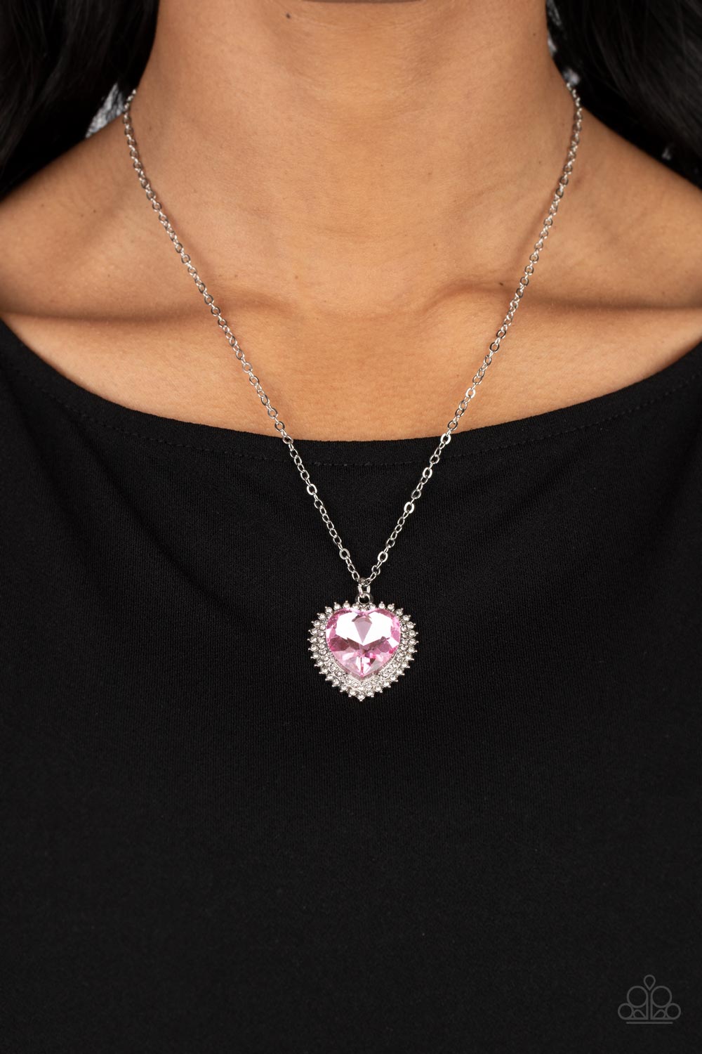 silver, silver jewlery, necklace, medium necklace, pink, pink jewelry, affrodable jewlery, affordable holiday gift, heart, heart jewelry, casual jewlery, valentines day gift, jewelry stores, jewelry stores near me, paparazzi accessories, 