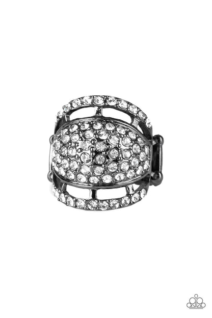 The Seven-Figure Itch Paparazzi Ring - J3: Janets Jammin Jems
